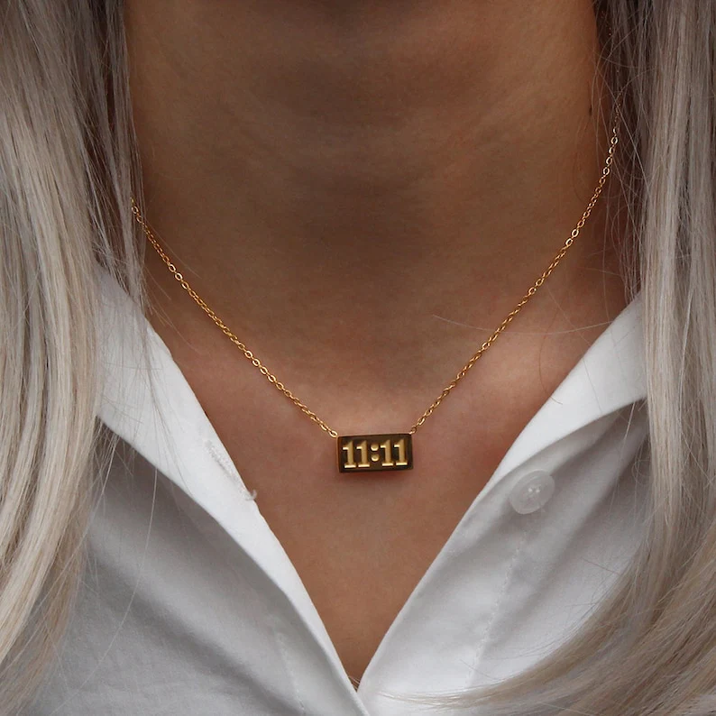 Angel Necklace 😇 - Image 4