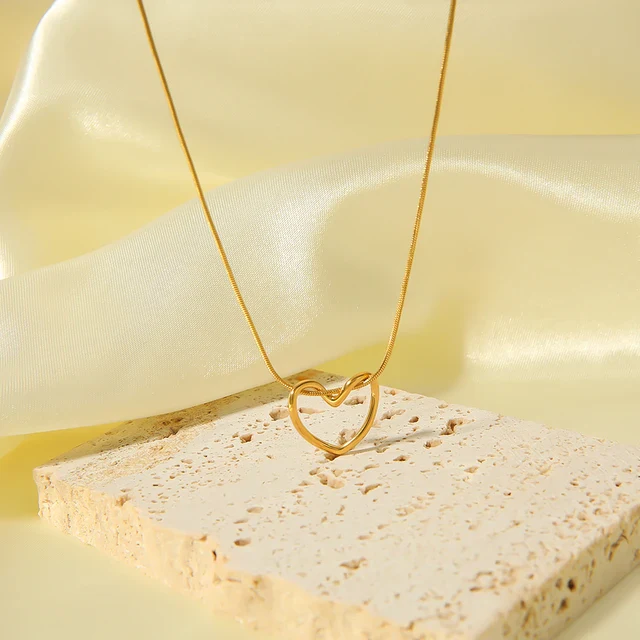 Heart Eva Necklace - Image 4