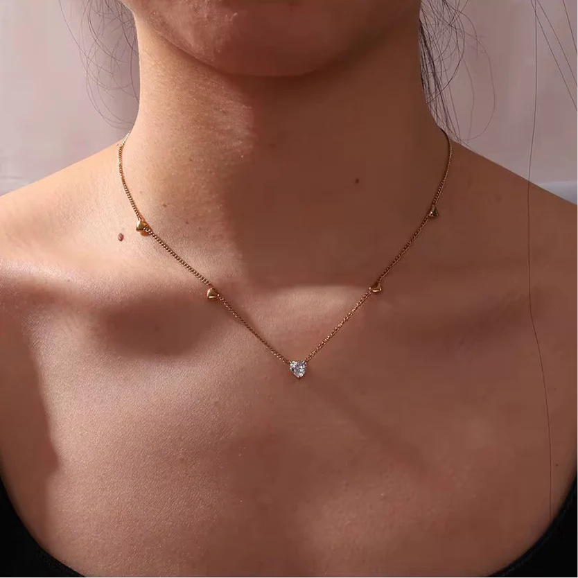 Heart Minimal Necklace - Image 6