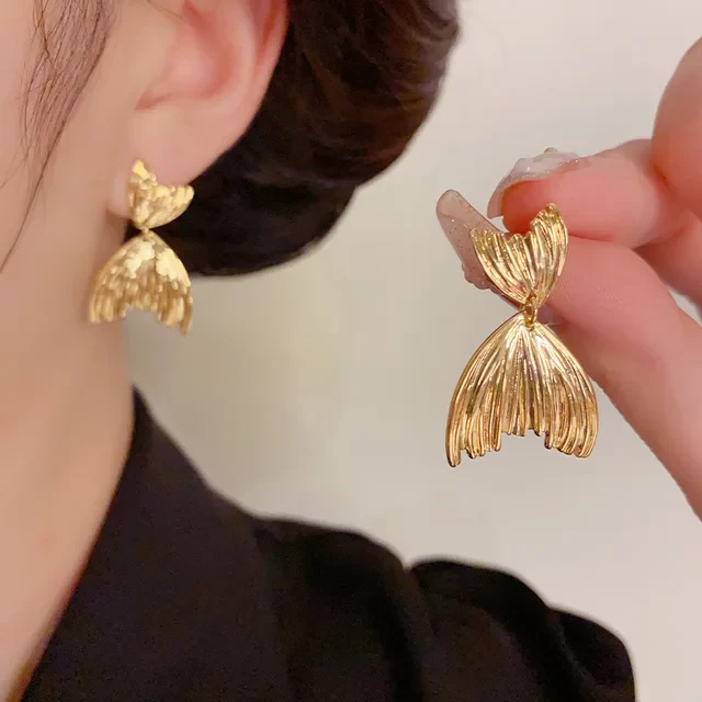 Shell Earrings - Image 3