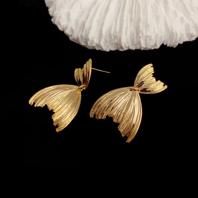 Shell Earrings - Image 4