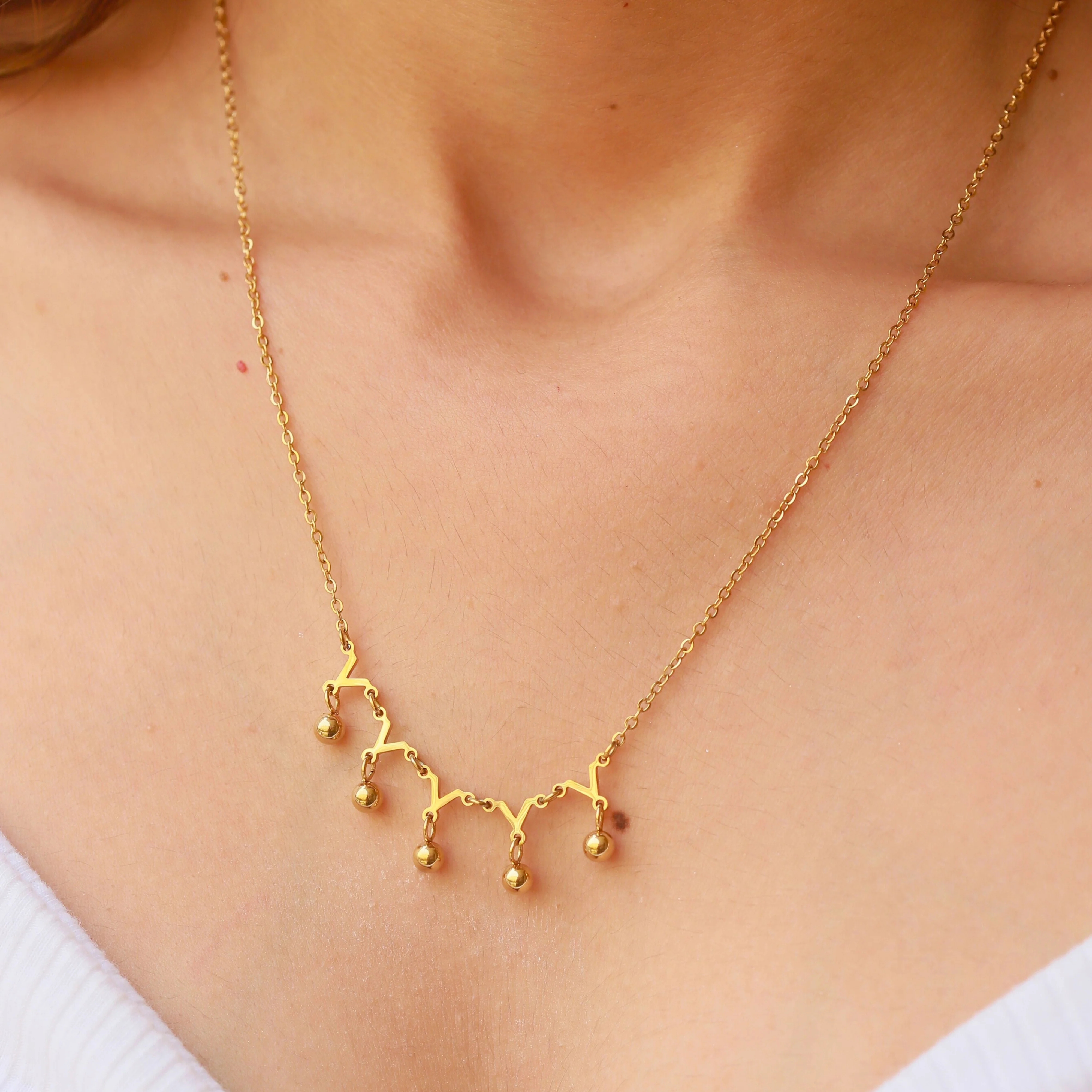 Zigzag Gleam Necklace - Image 2